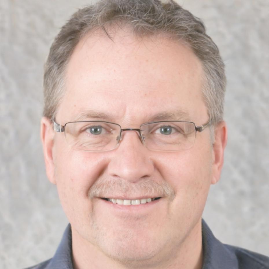 Marcus Chen, Lead Financial Consultant